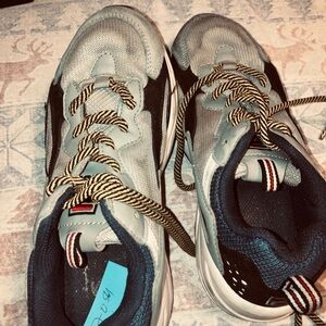 Lot of women’s gently worn wedges, heals and tennis shoes. Name brands !